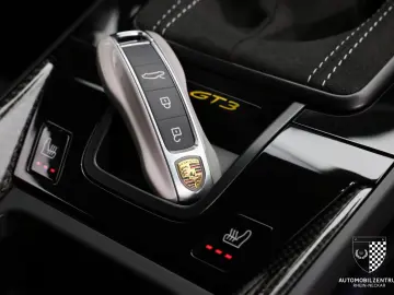 PORSCHE 911 GT3 MatrixLED 18Wege Lift BOSE Garantie09.28