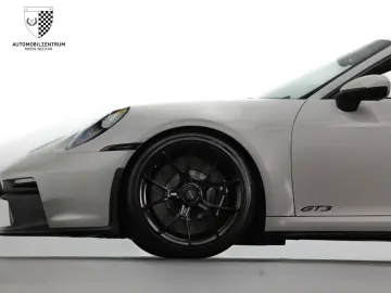 PORSCHE 911 GT3 MatrixLED 18Wege Lift BOSE Garantie09.28