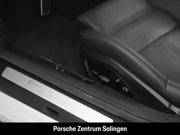 PORSCHE 911 Carrera Cabrio Sportabgas Bose Abstand 84L T