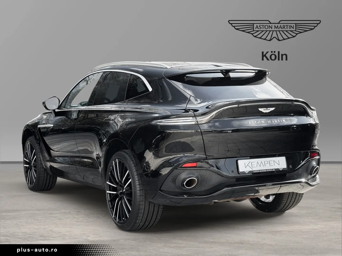 ASTON MARTIN DBX 550 Jet Black   Onyx Black