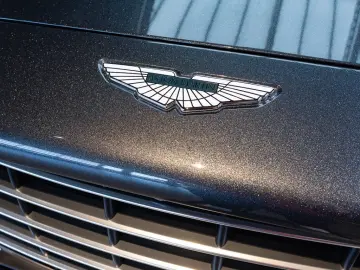 ASTON MARTIN DBX - Xenon Grey - 23 Zoll - Standheizung