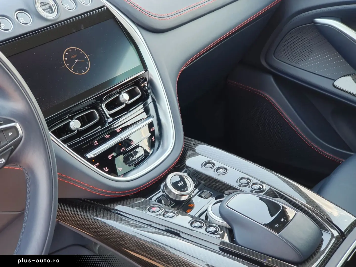 ASTON MARTIN DBX 4.0 V8 DBX707