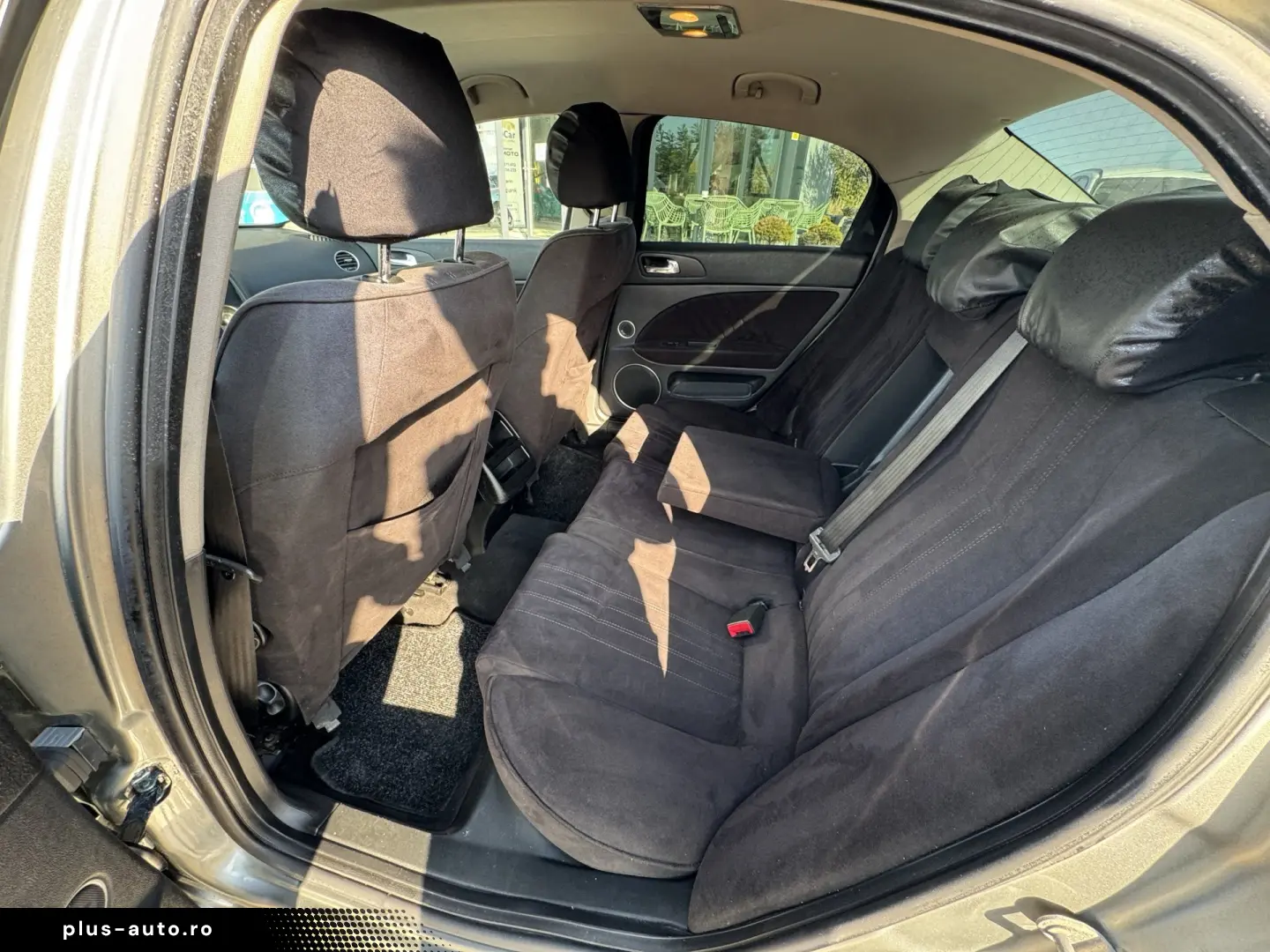 ALFA ROMEO 159    1.9 JTDm    AER CONDITIONAT