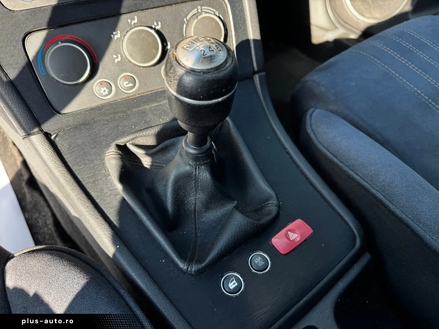 ALFA ROMEO 159    1.9 JTDm    AER CONDITIONAT