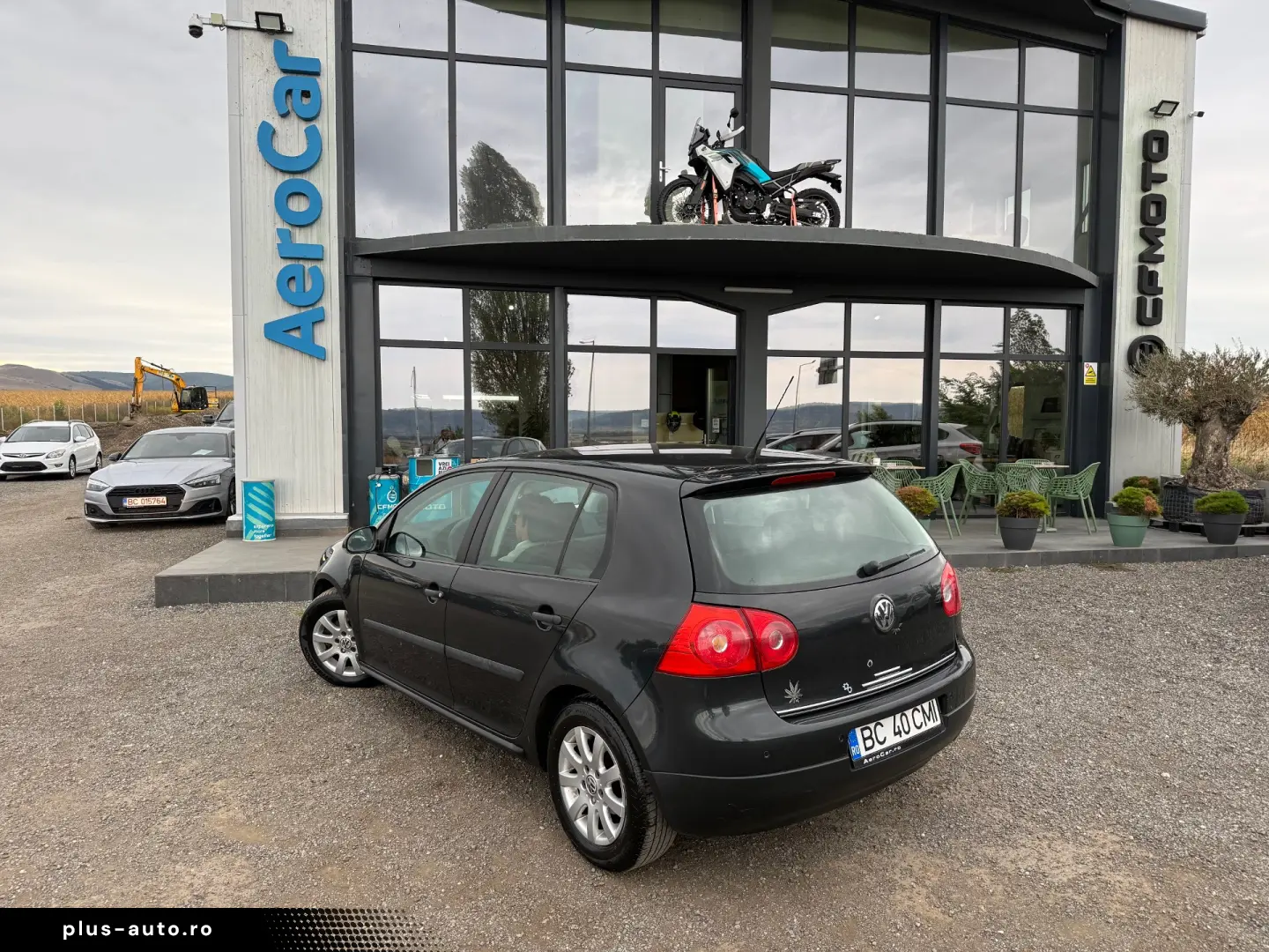 VOLKSWAGEN GOLF    NAVIGATIE    DUBLU CLIMA