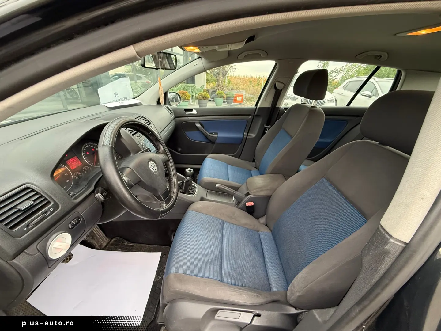 VOLKSWAGEN GOLF    NAVIGATIE    DUBLU CLIMA