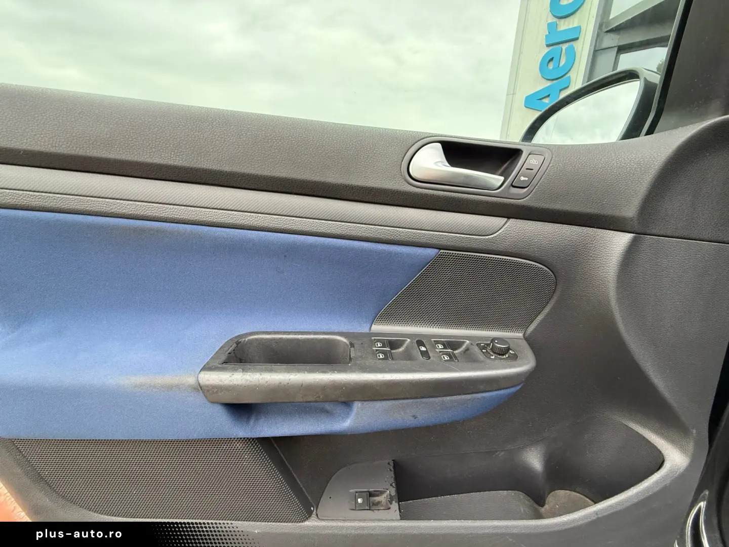 VOLKSWAGEN GOLF    NAVIGATIE    DUBLU CLIMA