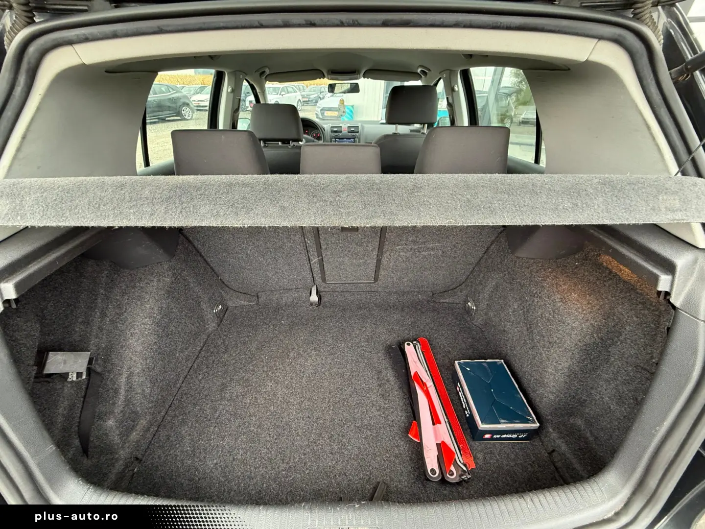 VOLKSWAGEN GOLF    NAVIGATIE    DUBLU CLIMA
