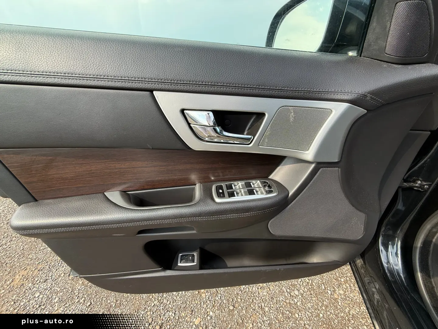 JAGUAR XF    AUTOMAT    PIELE    199 CP
