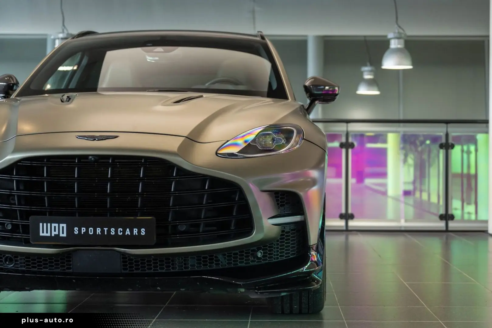 ASTON MARTIN DBX 4.0 V8 707