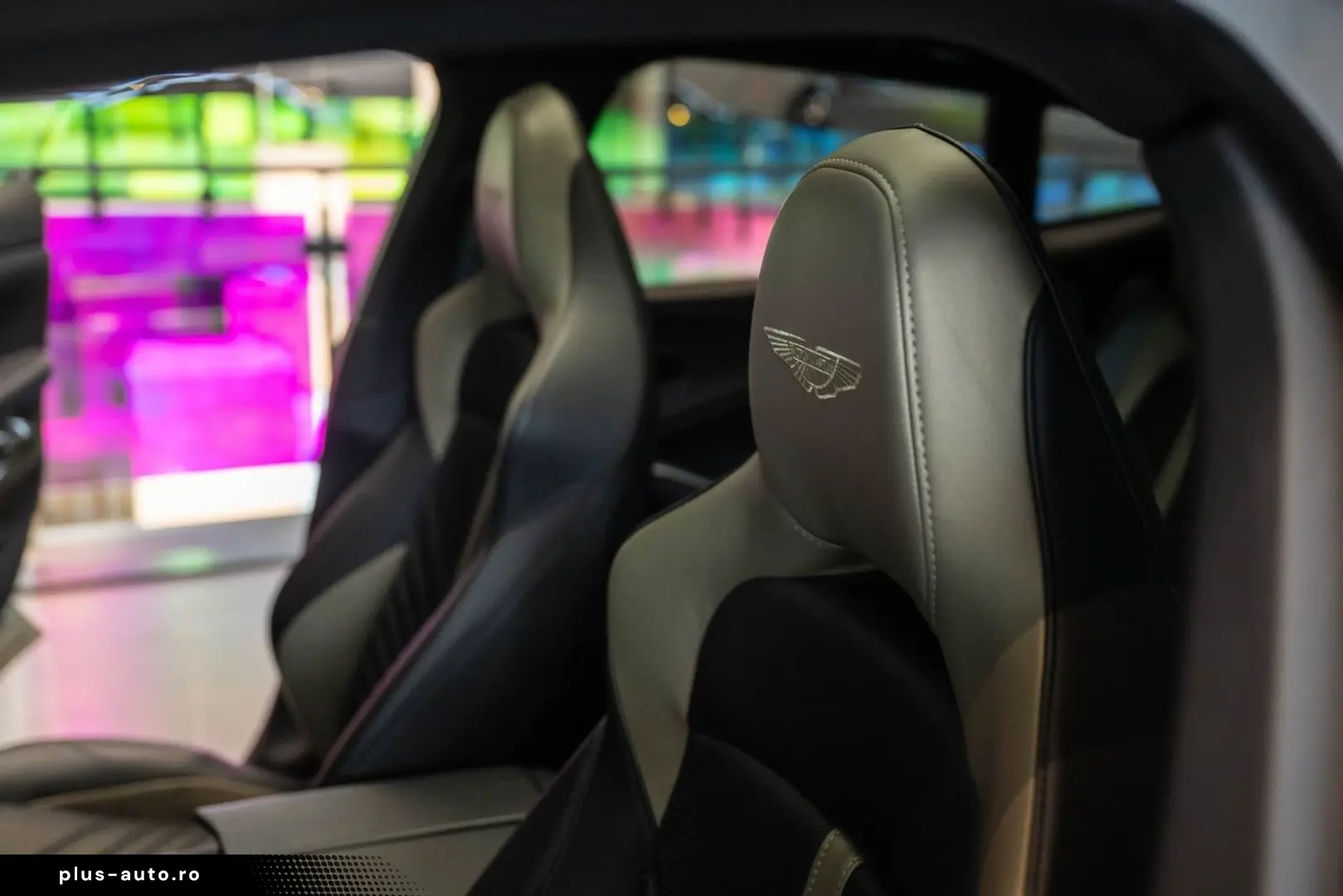 ASTON MARTIN DBX 4.0 V8 707