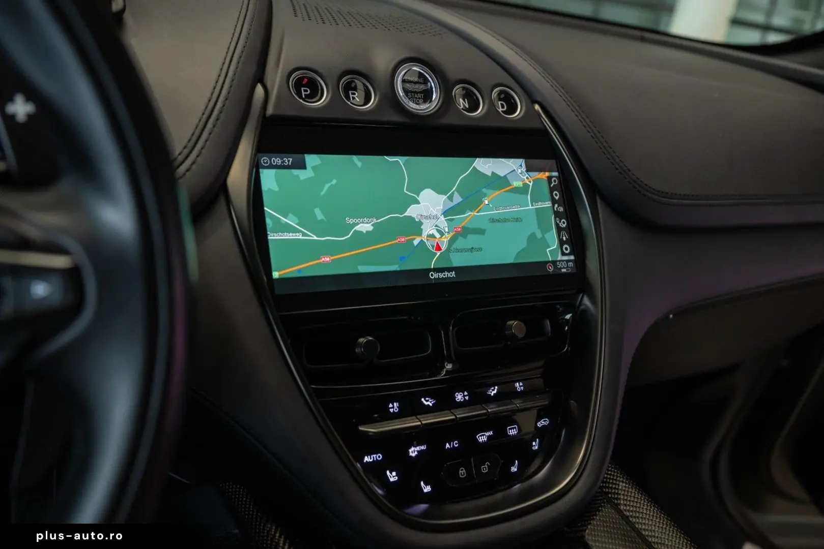 ASTON MARTIN DBX 4.0 V8 707