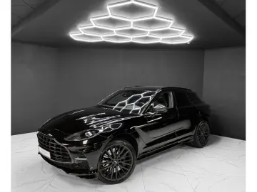 ASTON MARTIN DBX 4.0 V8 707   CARBON   PANO   23    BLACK B