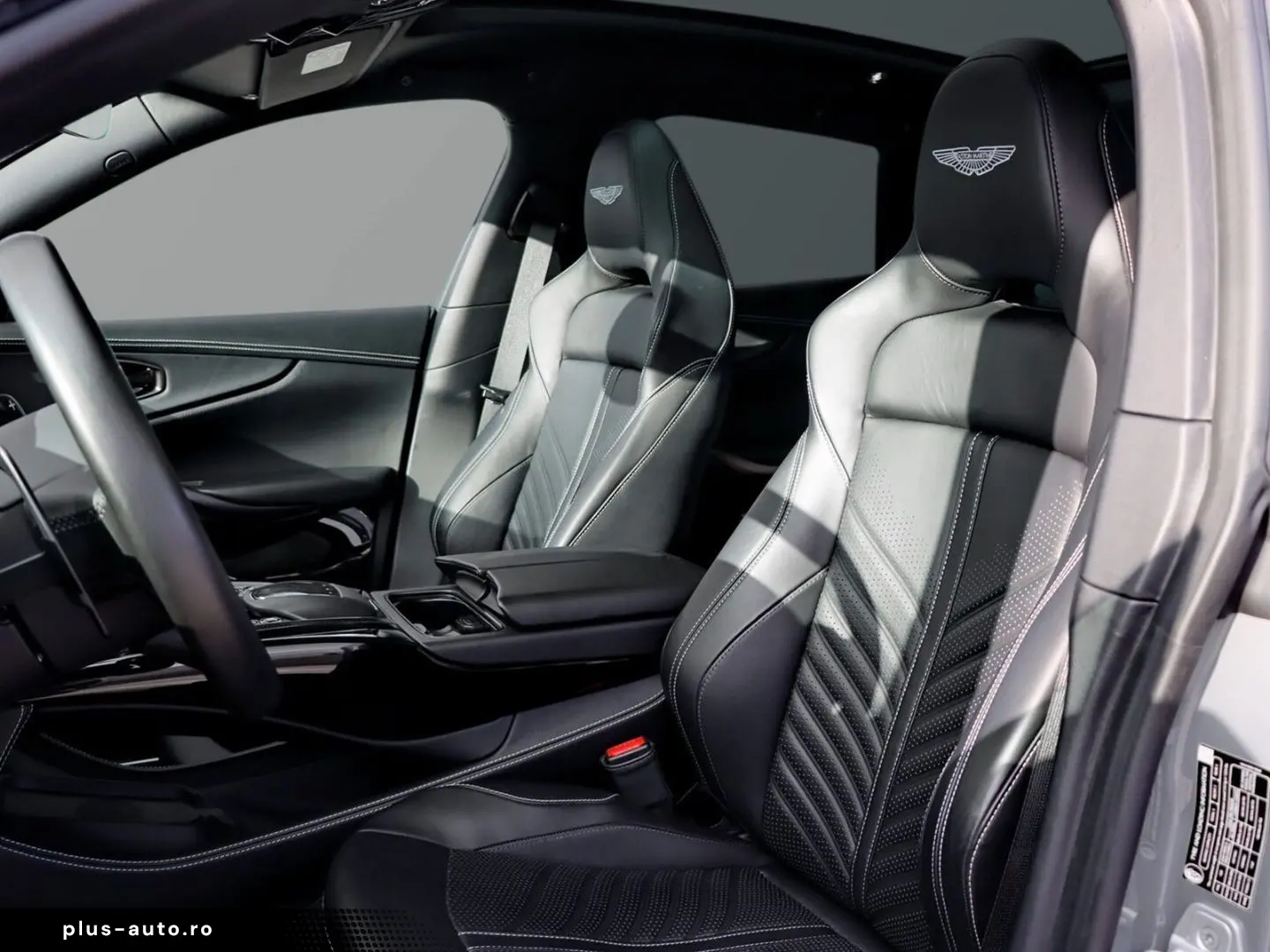 ASTON MARTIN DBX 707 UPE 274.360 -€ China Grey   Onyx Black