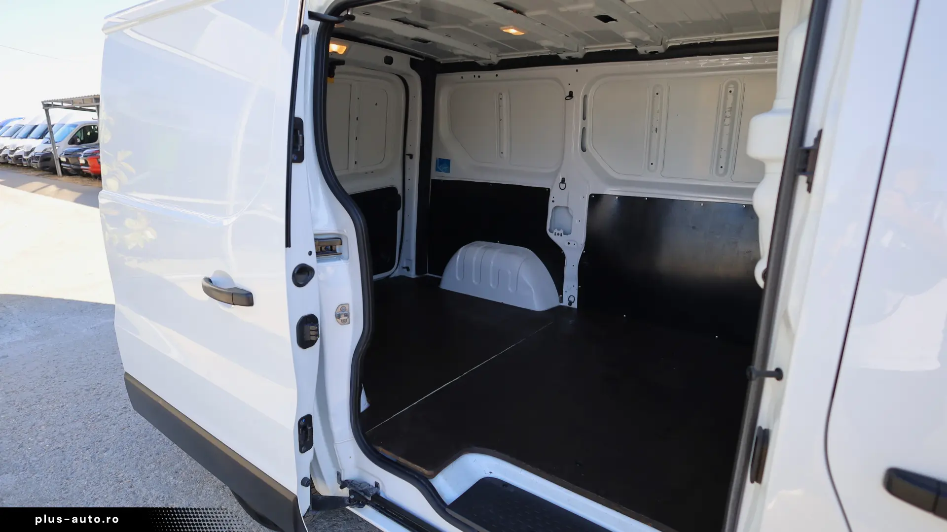 Renault Trafic L1H1 2.0 DCI 110hp
