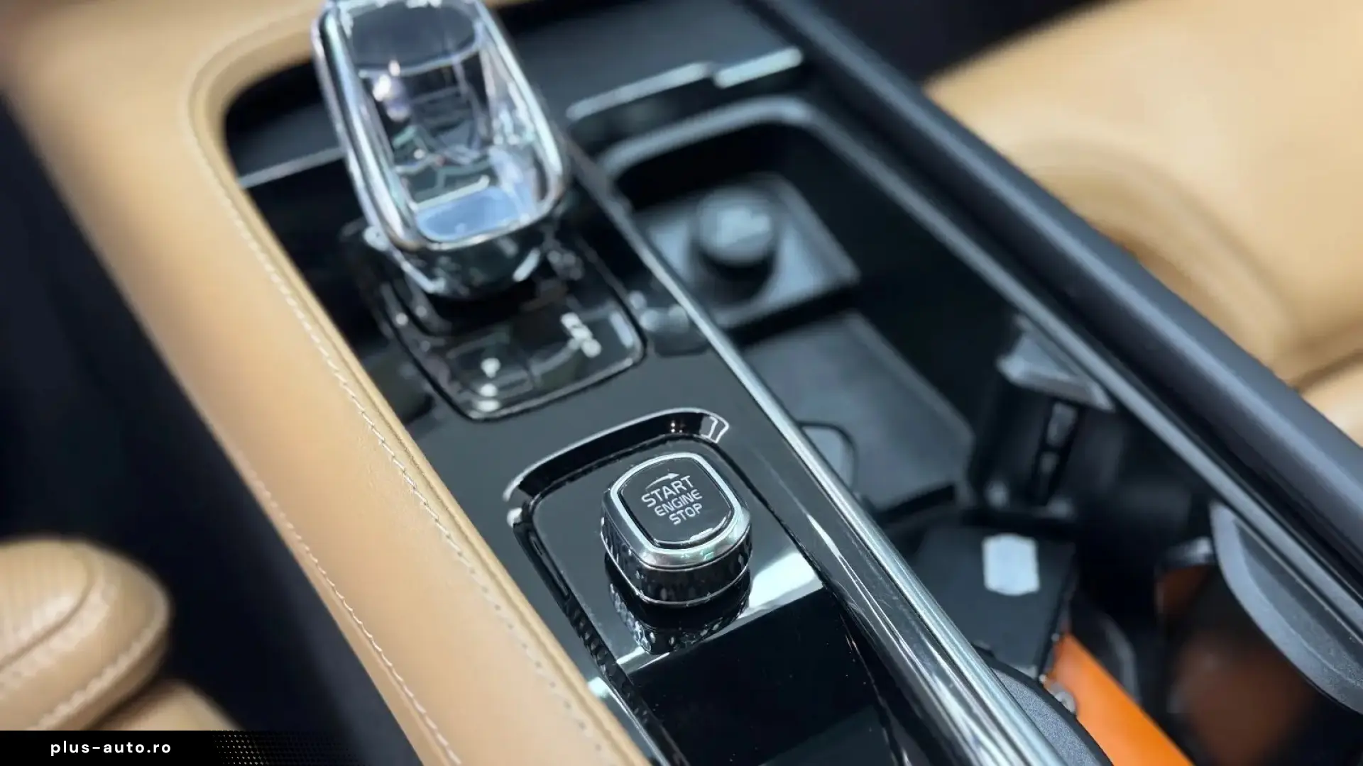 Volvo XC 90 B6 MHEV AWD 5 locuri Inscription
