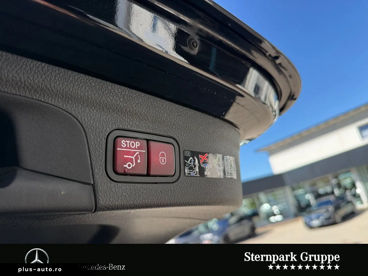 MERCEDES-BENZ GLE 53 4M Premium Pano Distro AHK CARB&hellip;