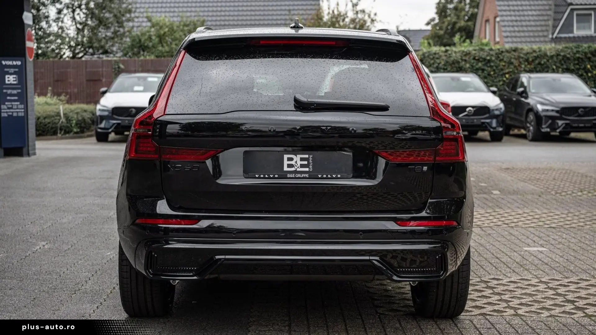 Volvo XC60 T8 Plus Black Edition Plug-In Hybrid