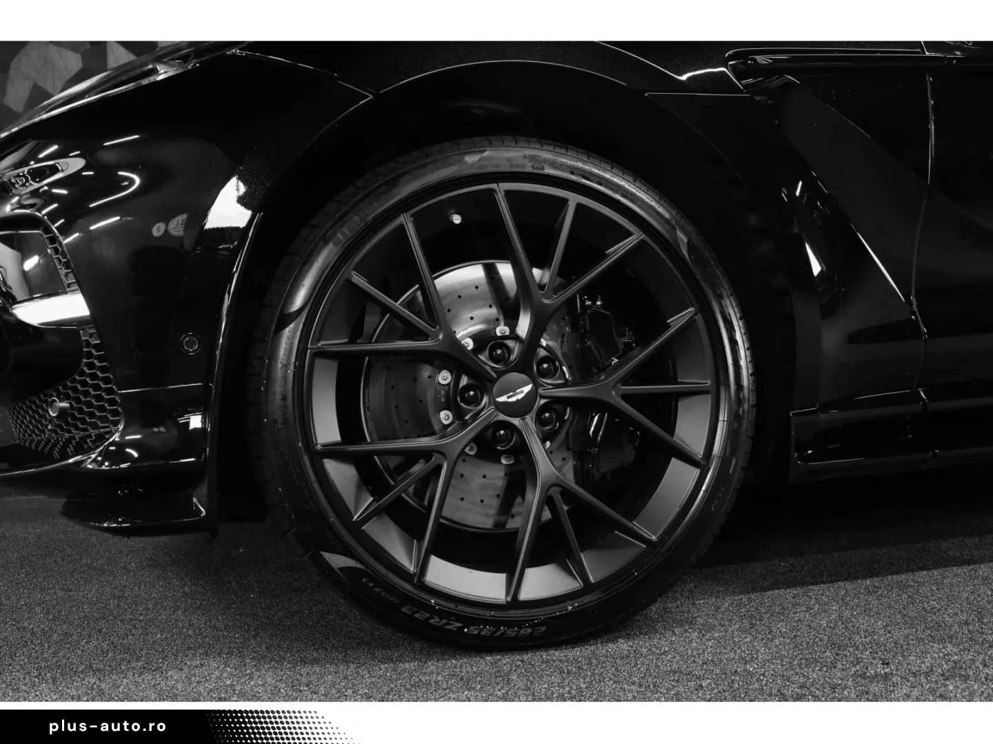 ASTON MARTIN DBX 707 4.0 V8 Bi-Turbo