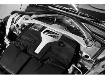 ASTON MARTIN DBX 707 4.0 V8 Bi-Turbo
