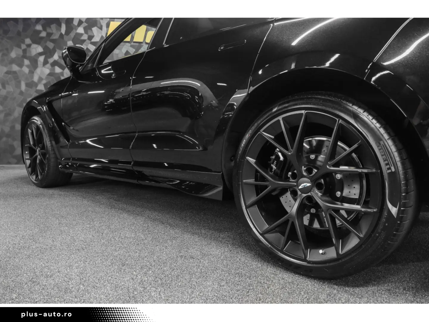 ASTON MARTIN DBX 707 4.0 V8 Bi-Turbo