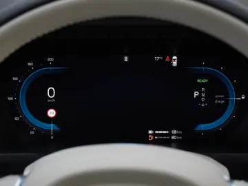 Volvo XC90 T8 Ultra Dark Recharge Plug-In Hybrid