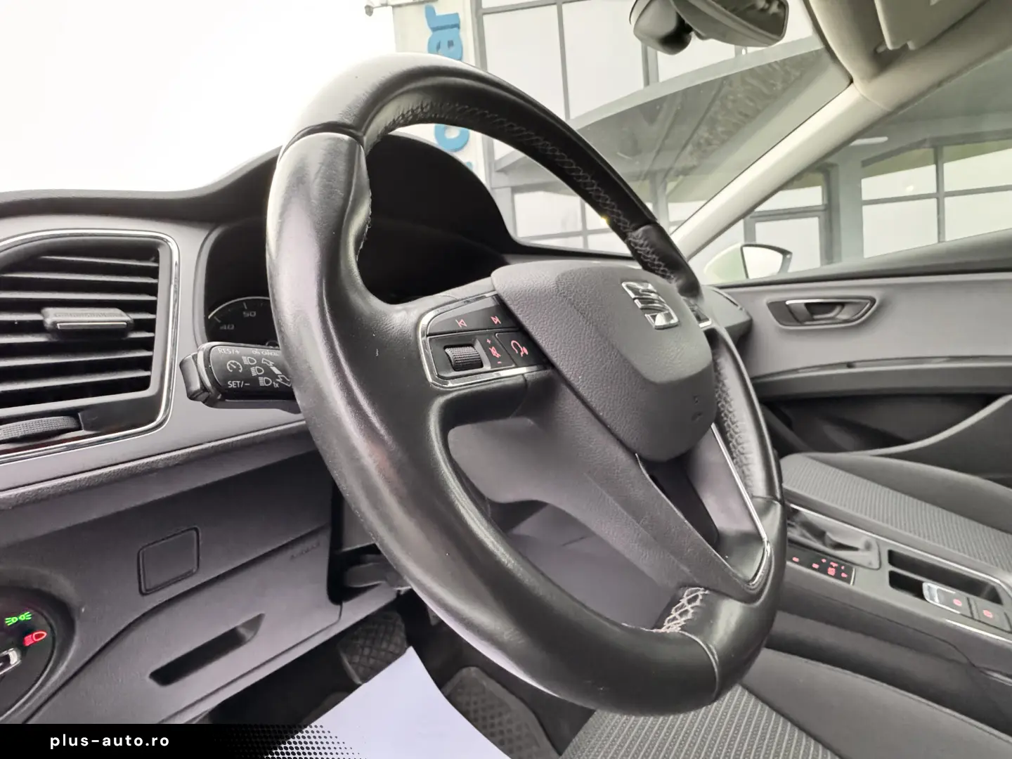 SEAT LEON  1.5 CGI  AUTOMAT  DUBLU CLIMA