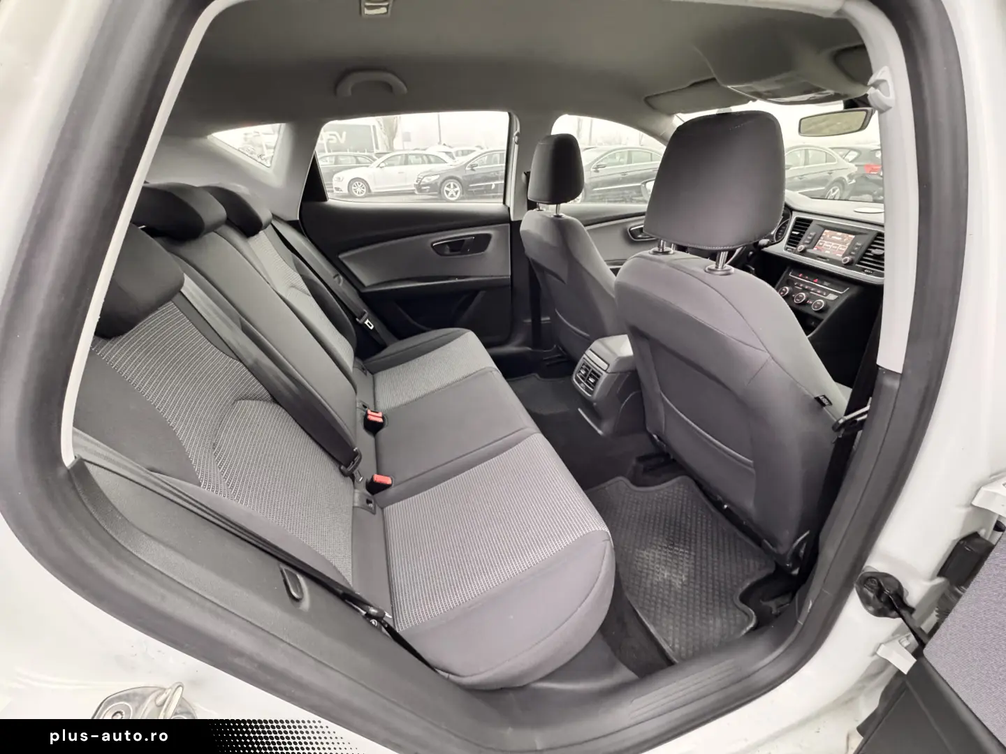 SEAT LEON  1.5 CGI  AUTOMAT  DUBLU CLIMA