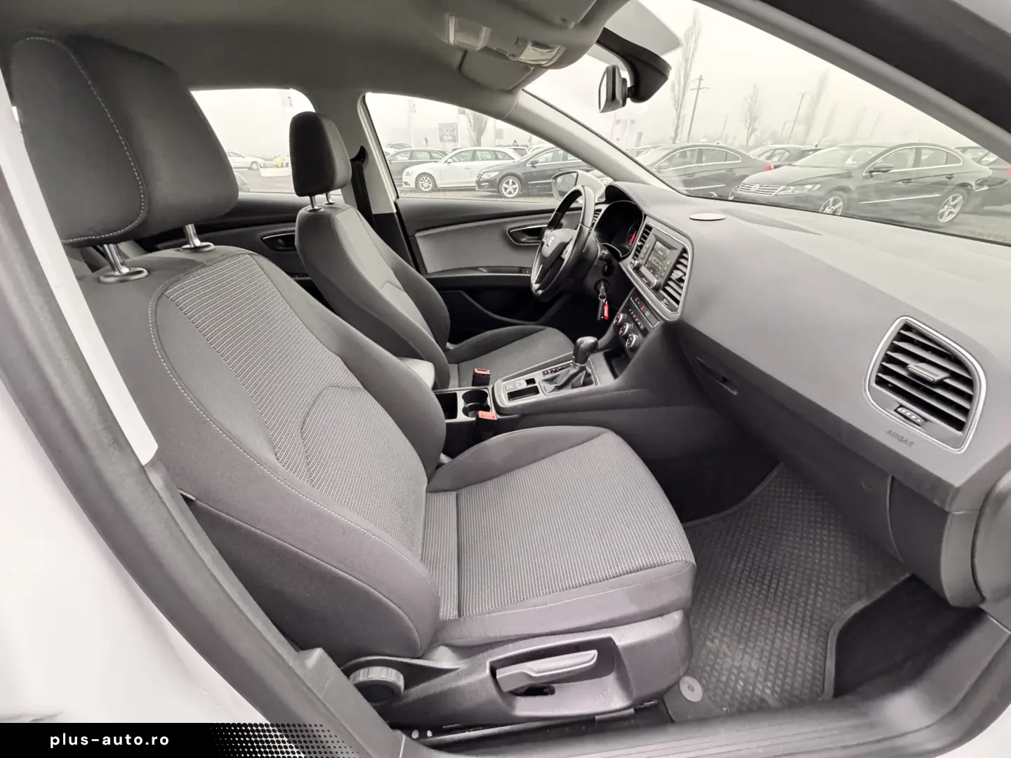SEAT LEON  1.5 CGI  AUTOMAT  DUBLU CLIMA