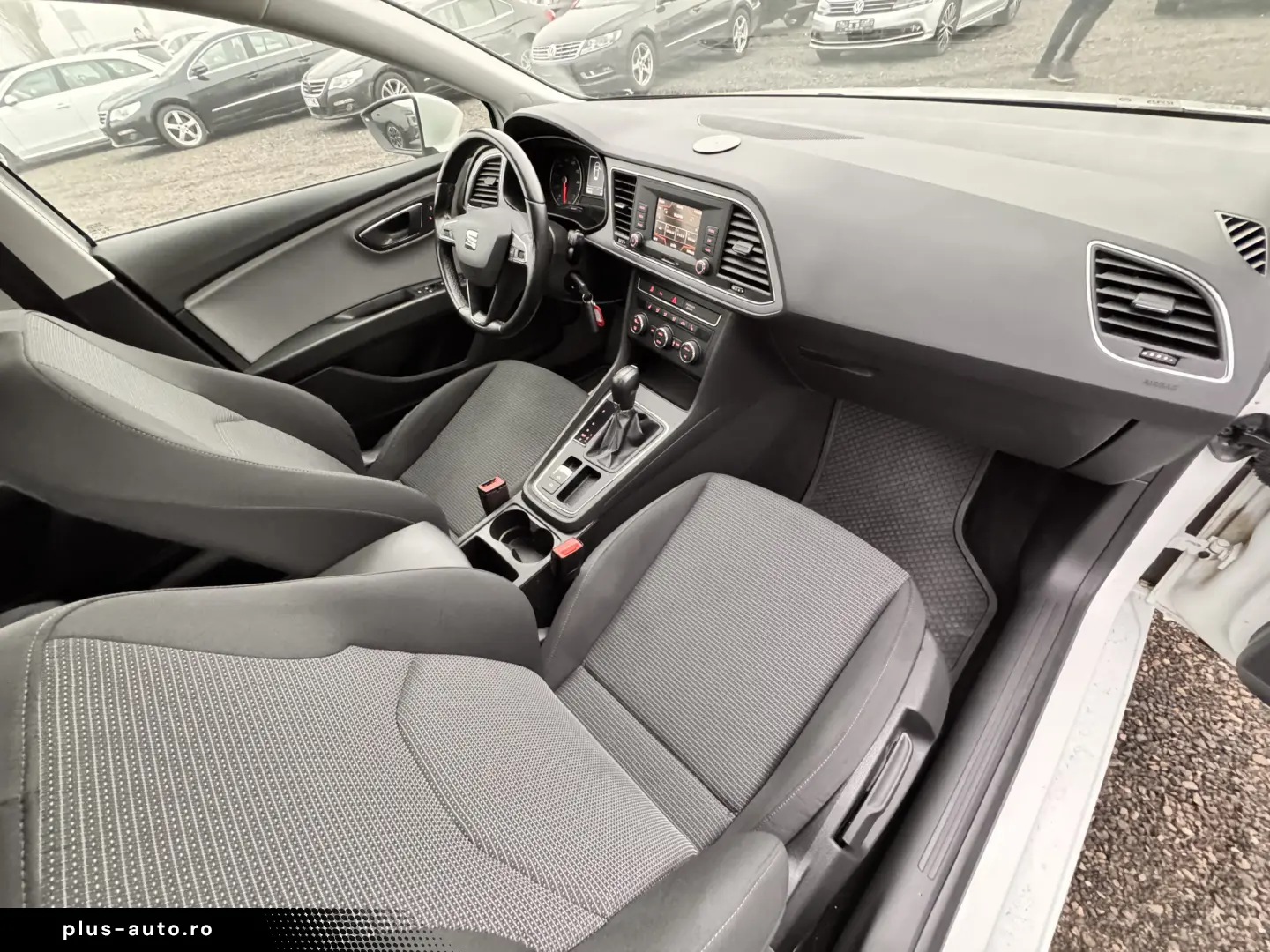 SEAT LEON  1.5 CGI  AUTOMAT  DUBLU CLIMA