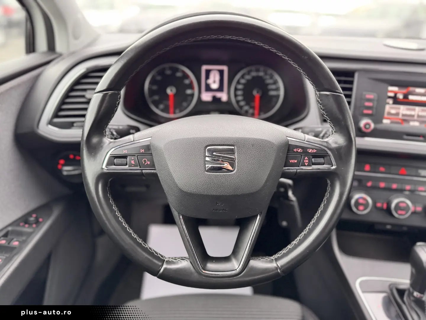 SEAT LEON  1.5 CGI  AUTOMAT  DUBLU CLIMA