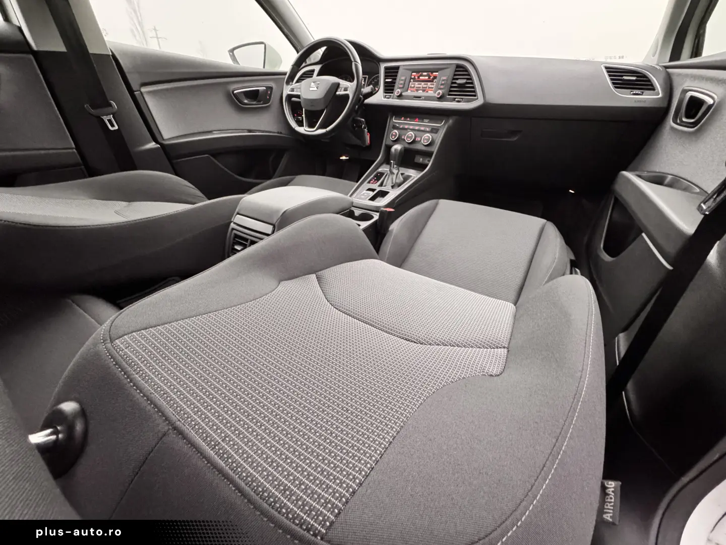 SEAT LEON  1.5 CGI  AUTOMAT  DUBLU CLIMA