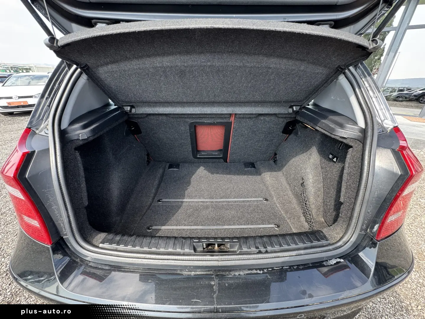 BMW SERIA 1    UNIC PROPRIETAR    EURO 5