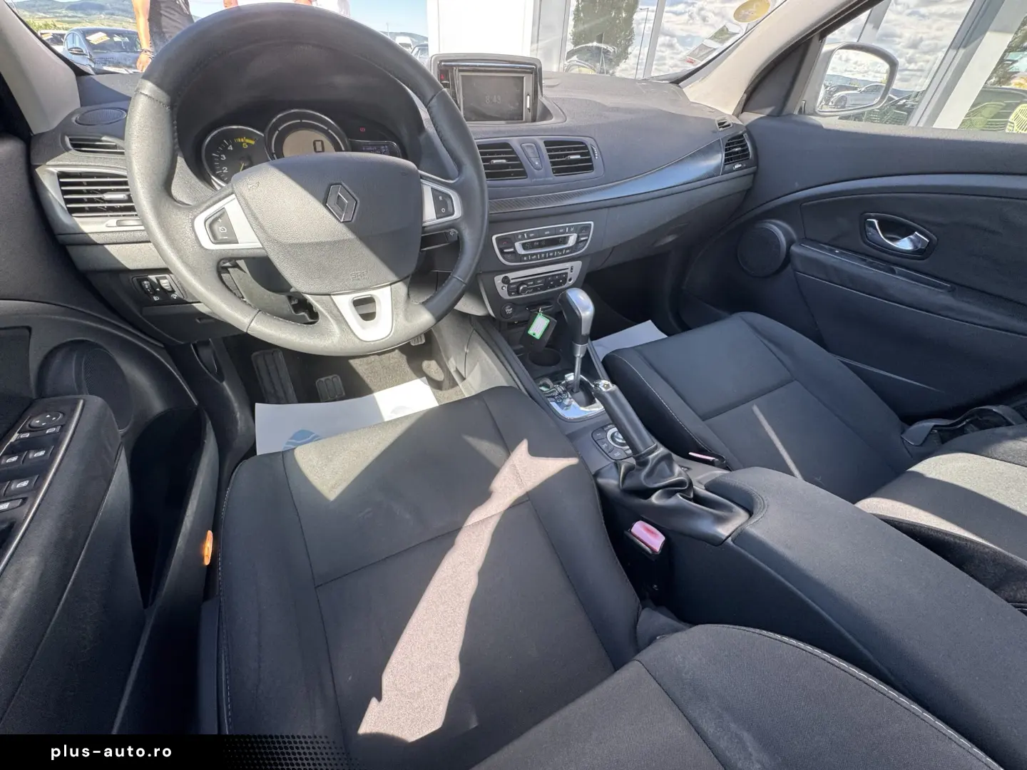 RENAULT MEGANE    1.5 dCi    AUTOMAT    NAVIGATIE