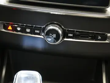Volvo XC90 T8 Ultra Dark PHEV