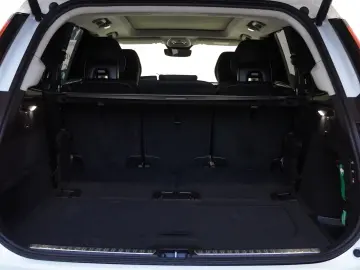 Volvo XC90 T8 Ultra Dark PHEV
