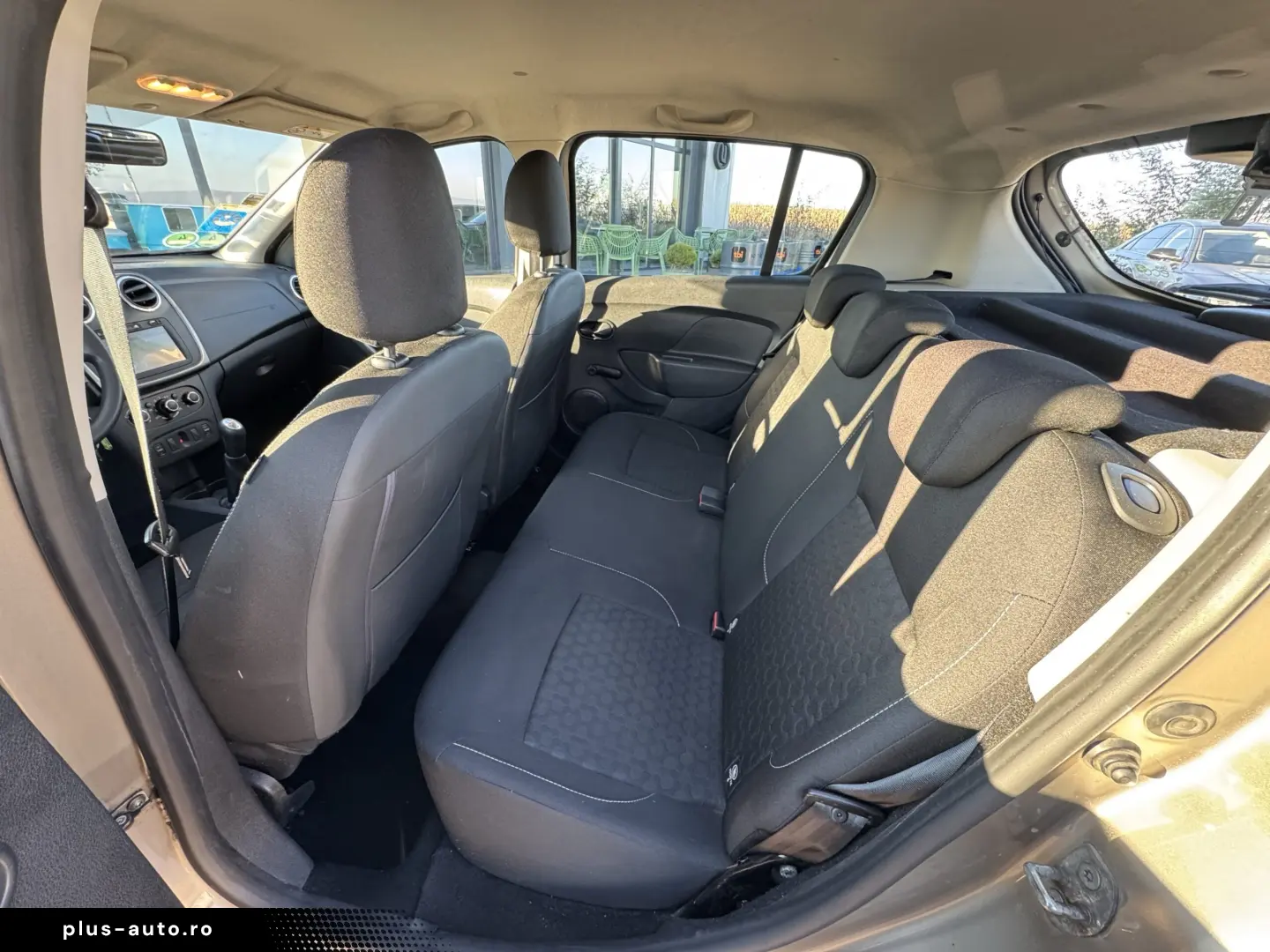 DACIA SANDERO    0.9 TCe    NAVIGATIE