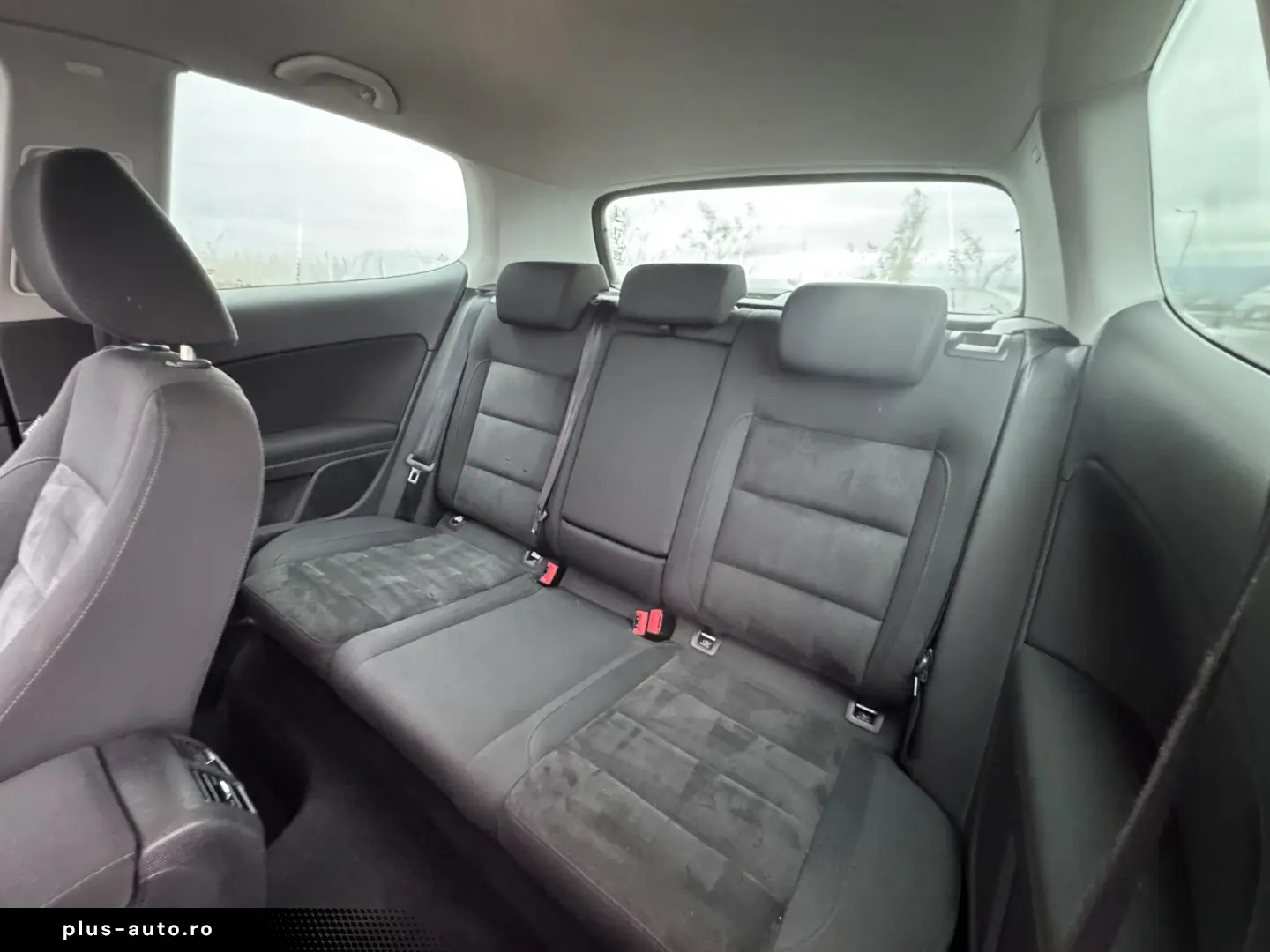 VOLKSWAGEN GOLF VI    AUTOMAT    160 CP    DUBLU CLIMA