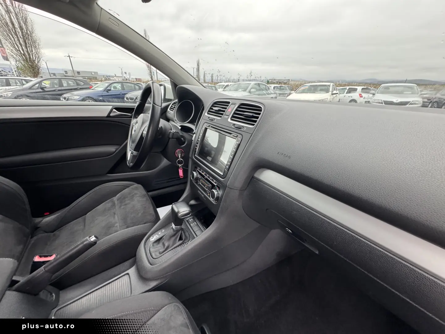 VOLKSWAGEN GOLF VI    AUTOMAT    160 CP    DUBLU CLIMA