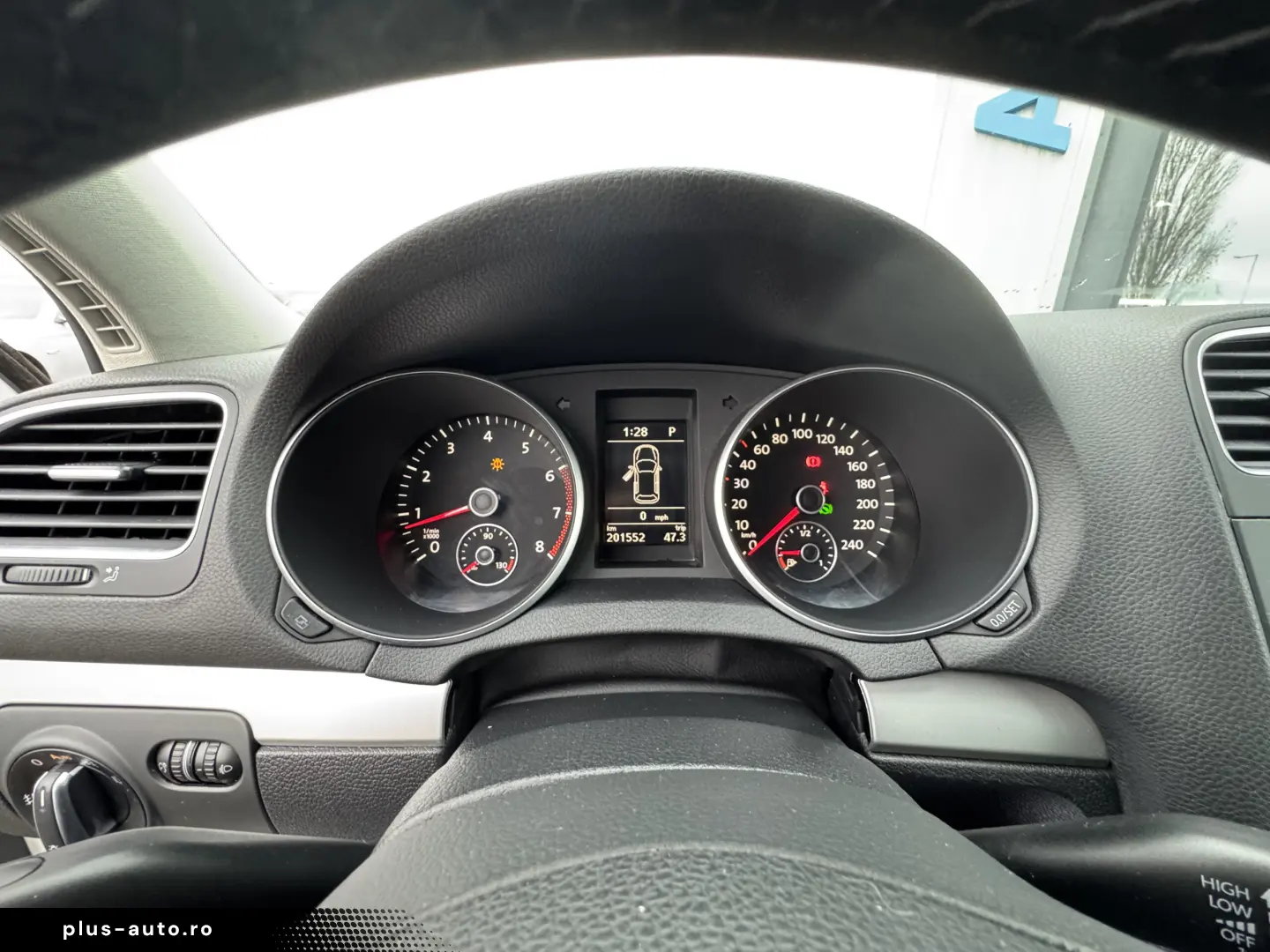 VOLKSWAGEN GOLF VI    AUTOMAT    160 CP    DUBLU CLIMA