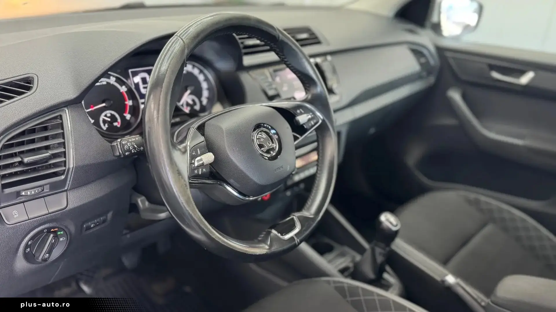 Skoda Fabia 1.0 TSI Combi Smart