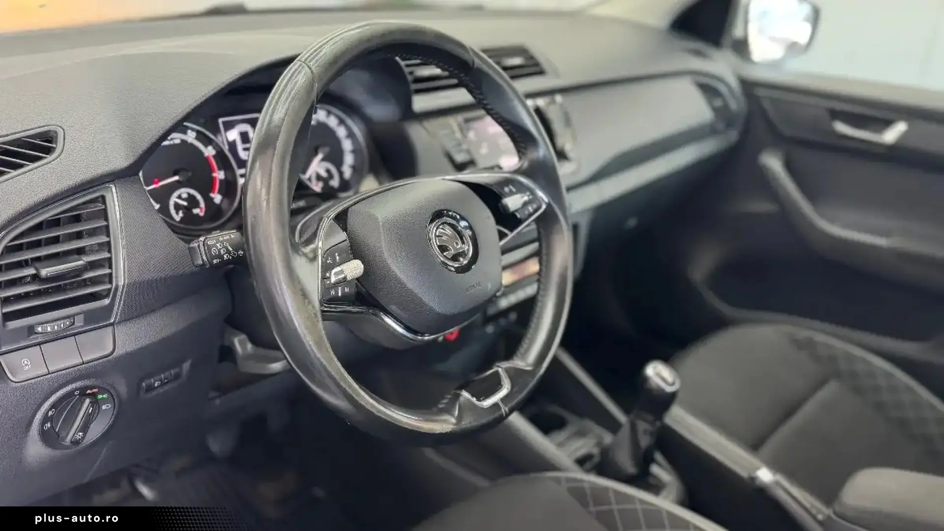Skoda Fabia 1.0 TSI Combi Smart
