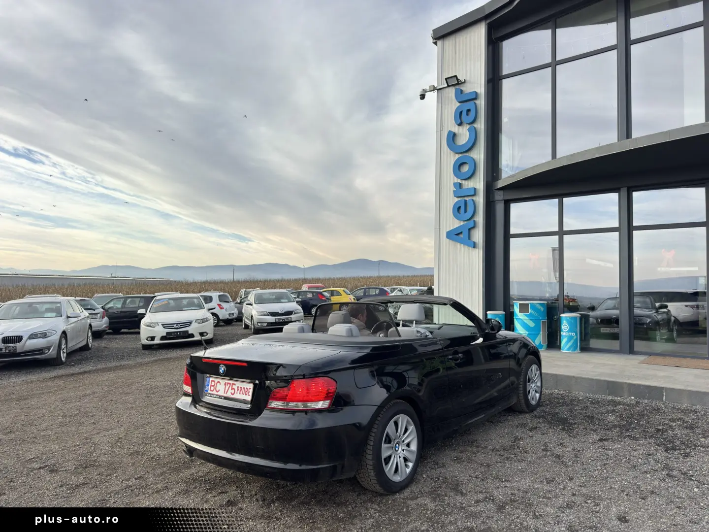BMW 118i CABRIO    AUTOMAT    EURO 5    NAVIGATIE