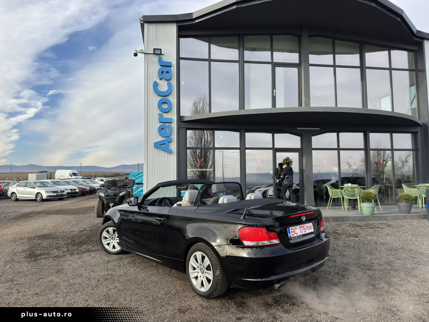 BMW 118i CABRIO    AUTOMAT    EURO 5    NAVIGATIE