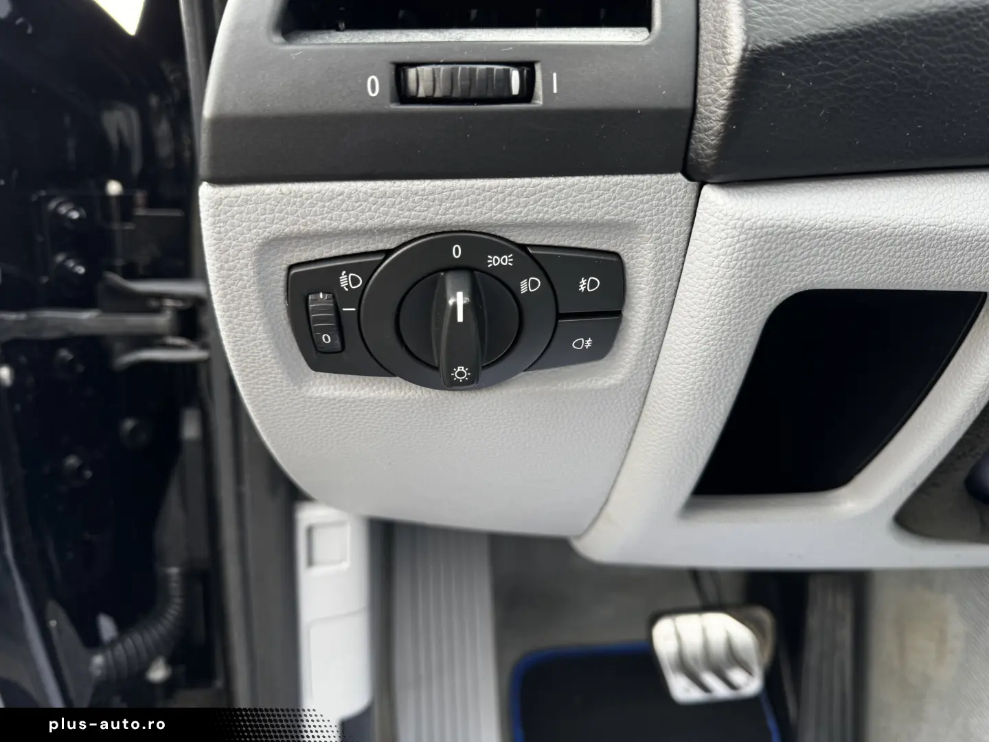 BMW 118i CABRIO    AUTOMAT    EURO 5    NAVIGATIE