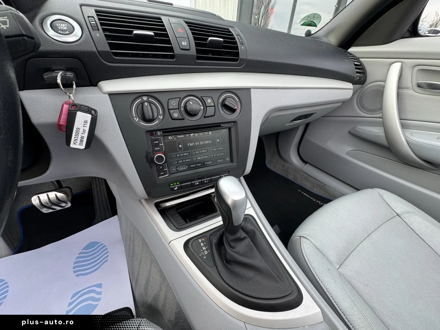 BMW 118i CABRIO    AUTOMAT    EURO 5    NAVIGATIE