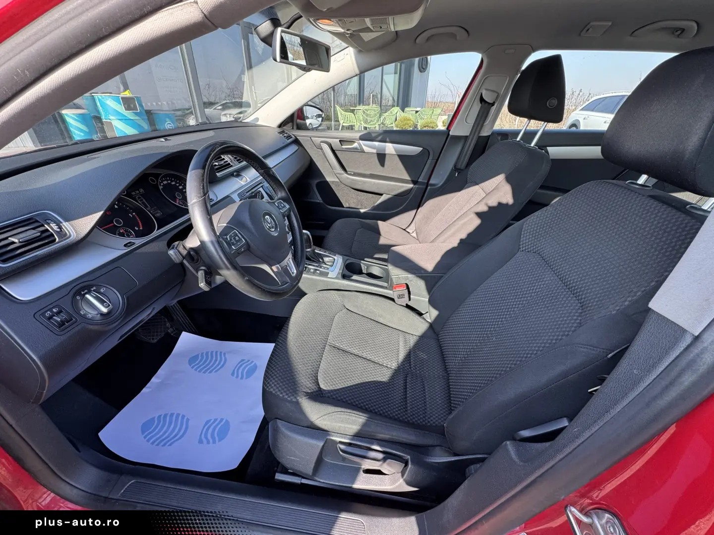 VOLKSWAGEN PASSAT    2.0 TDI    AUTOMAT    SCAUNE INCALZITE
