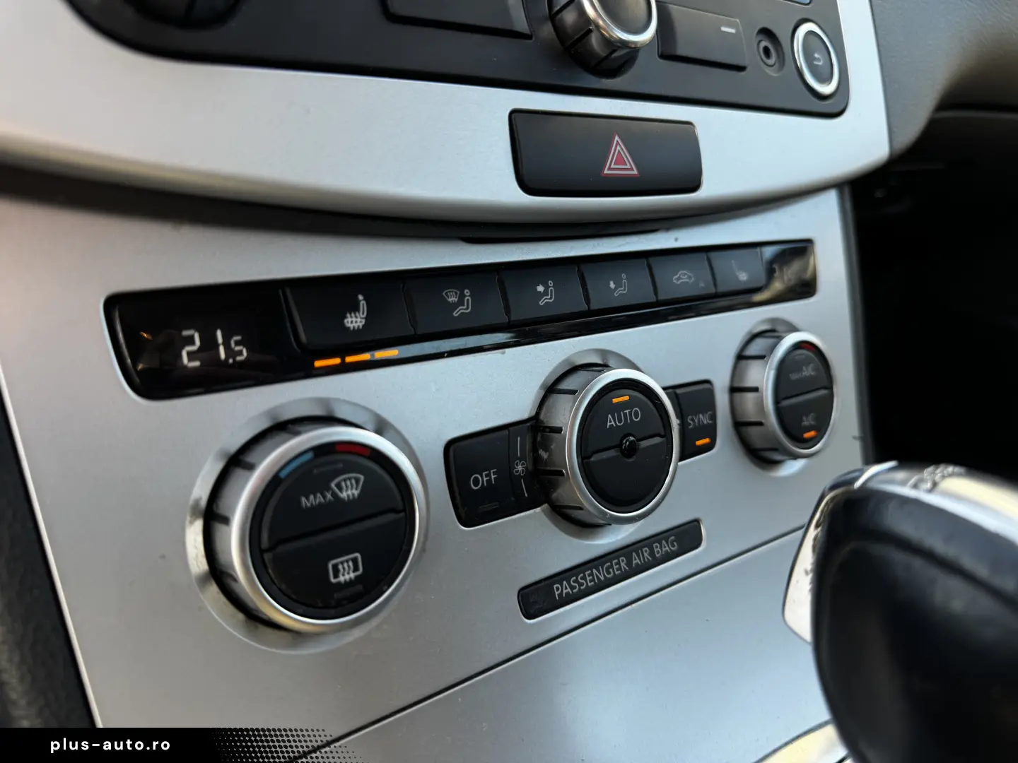 VOLKSWAGEN PASSAT    2.0 TDI    AUTOMAT    SCAUNE INCALZITE