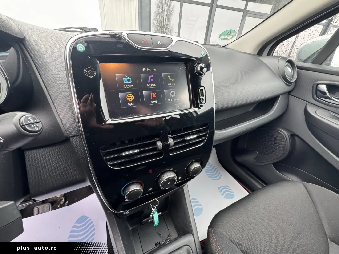 RENAULT CLIO    1.5 dCi    EURO 5    NAVIGATIE