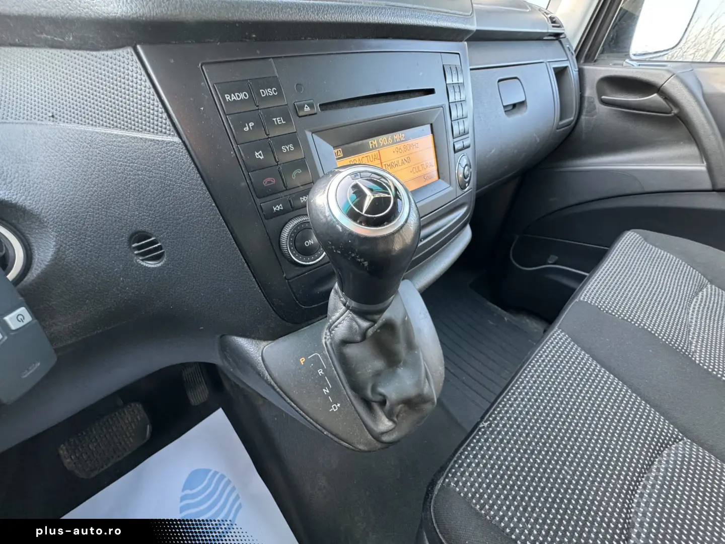 MERCEDES-BENZ VITO LONG    116 CDI    AUTOMAT    RAFTURI